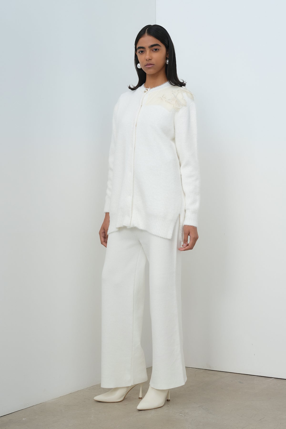Speciale Angora Cardigan - Ecru
