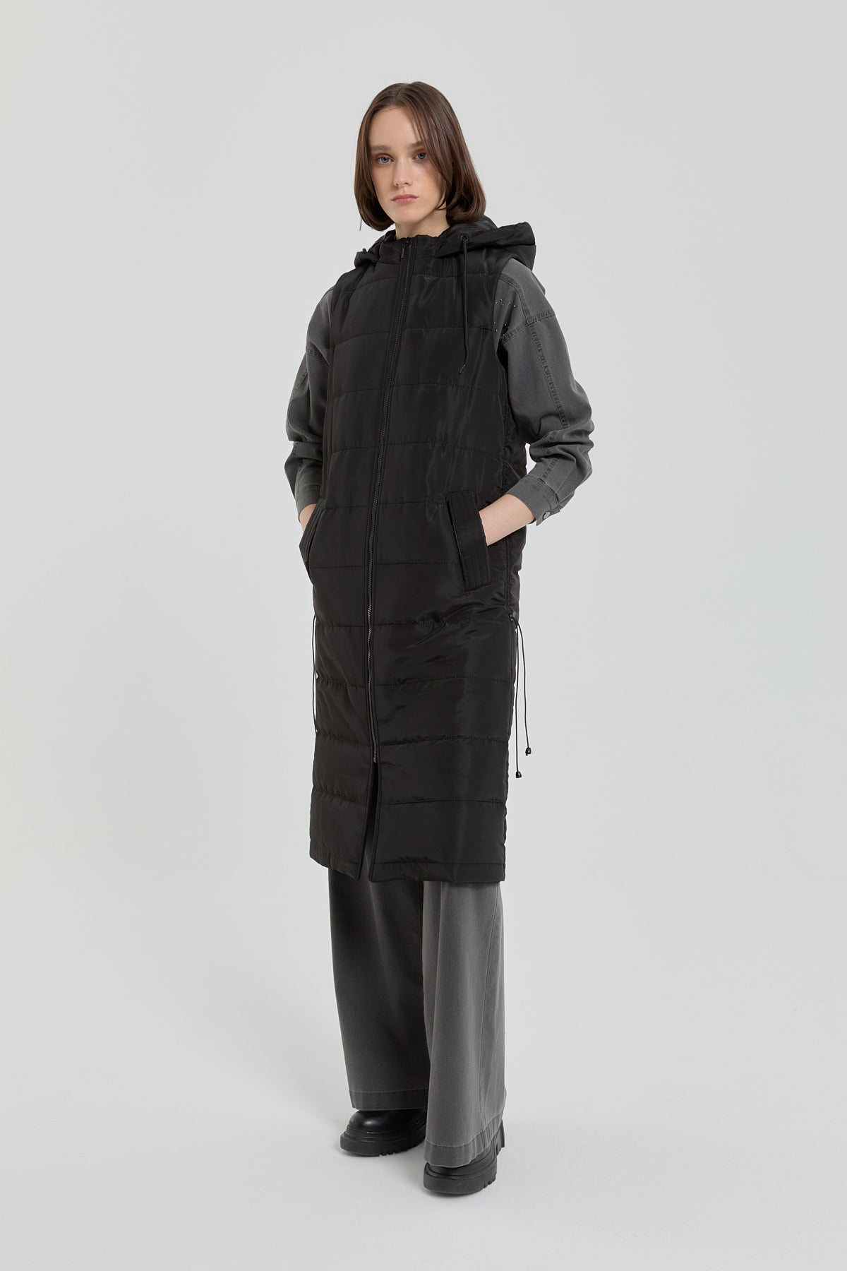 stoper-detayli-kapitone-yelek-siyah-257680.jpg