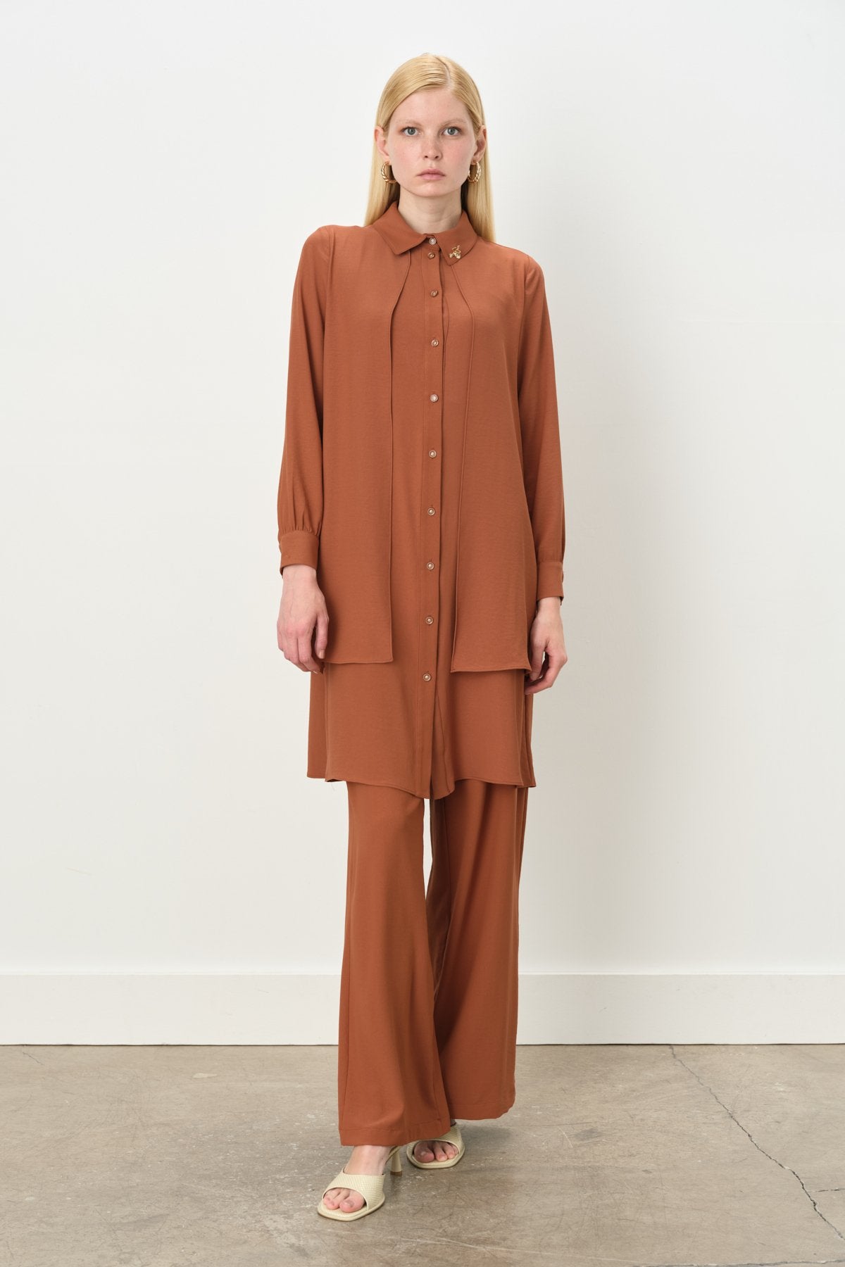 Stone Detail Pants and Tunic Set - Light Brown