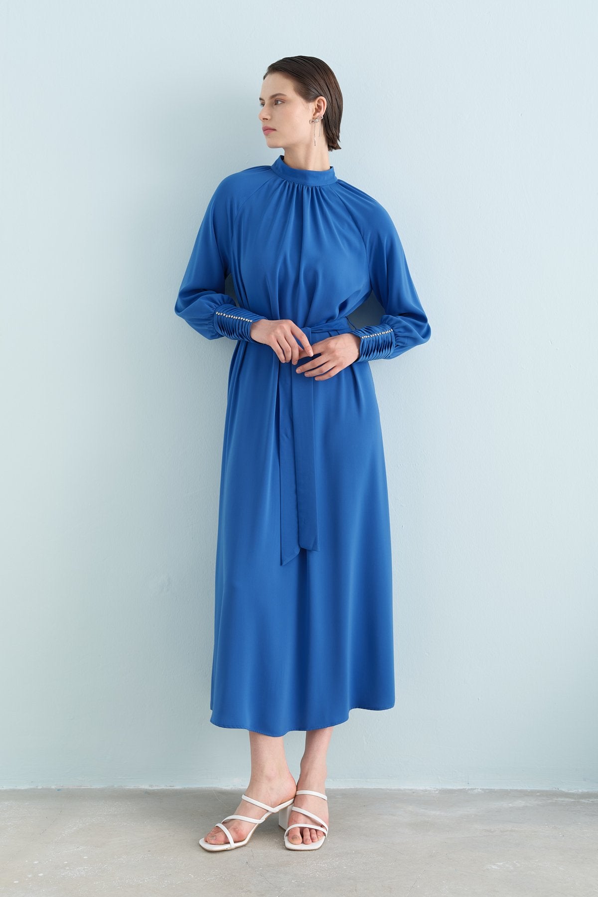Taş Detaylı Şık Elbise - Saks