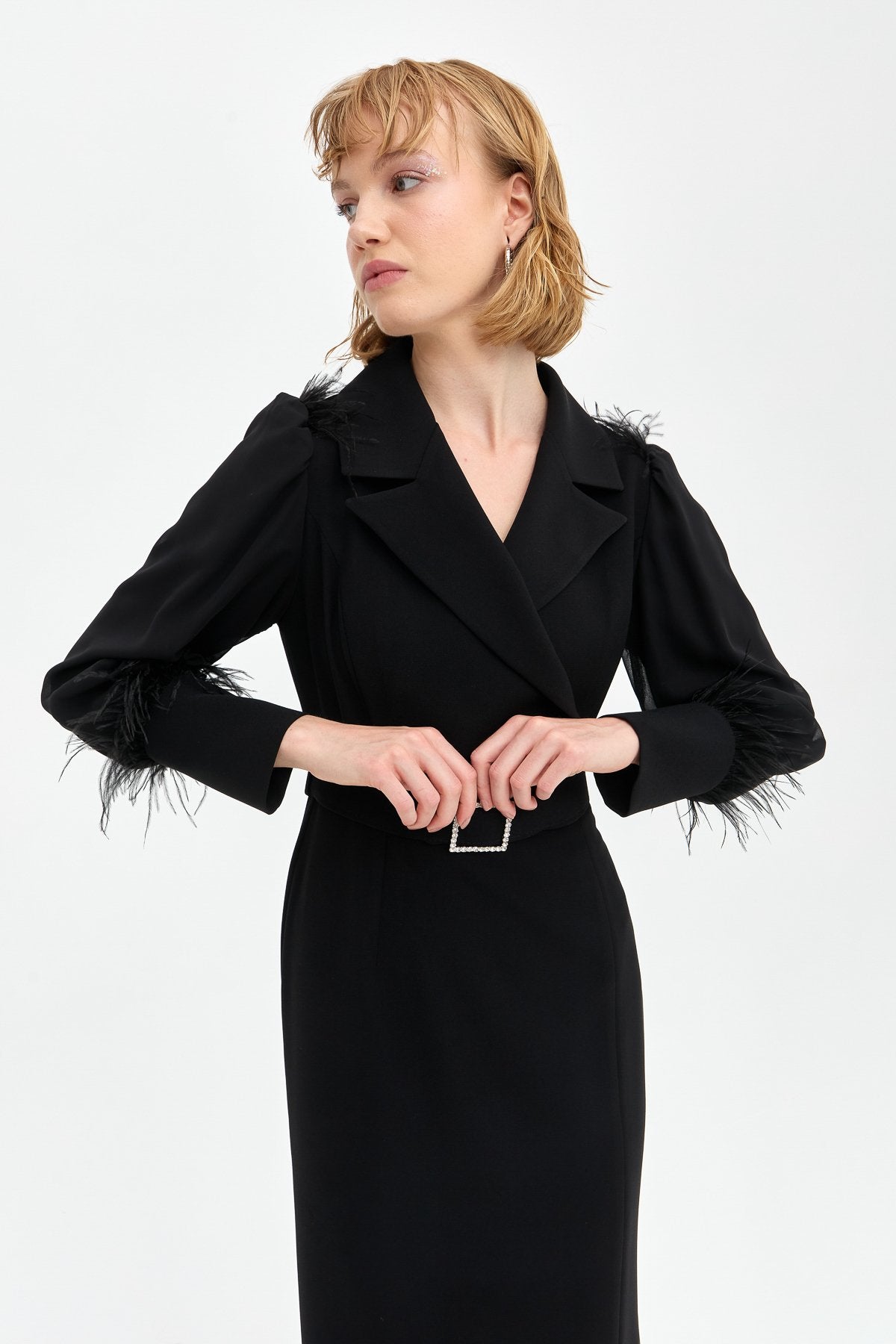 Elegant Dress with Stone Belt and Feather Details - Black