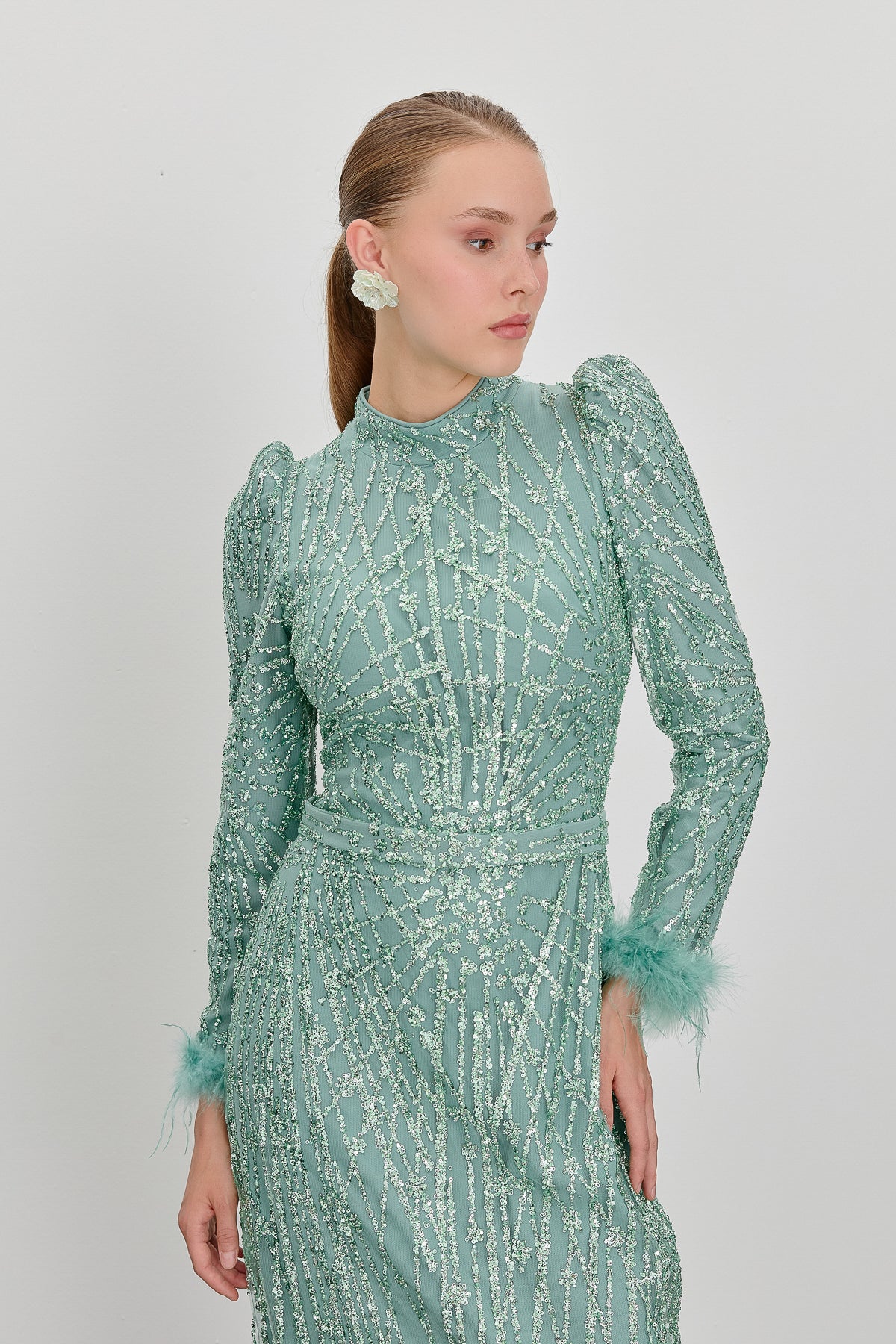 Taş Kumaşlı Kol Uçları Tüylü Abiye - Mint