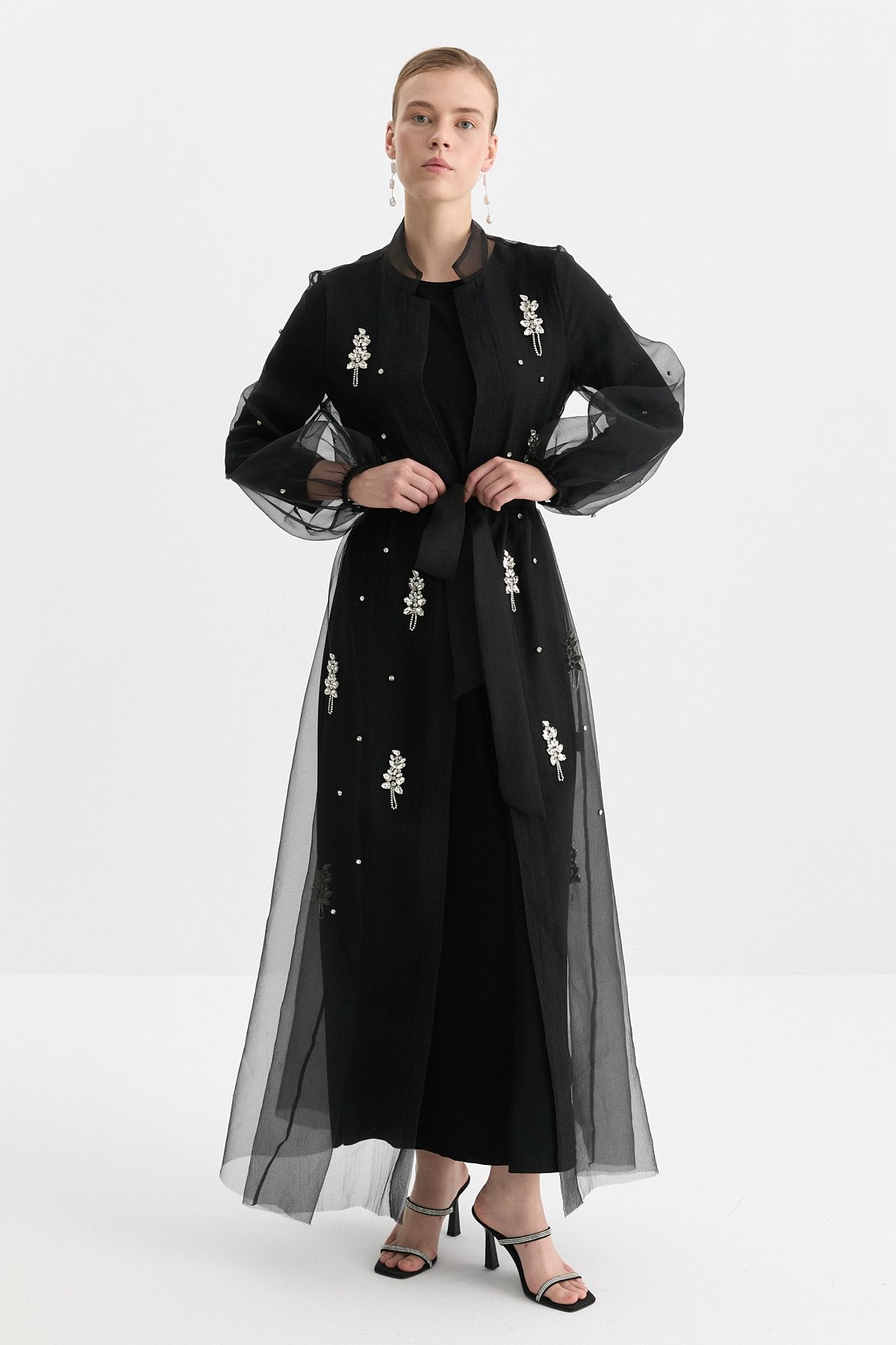 tasli-abaya-takim-siyah-253362.jpg