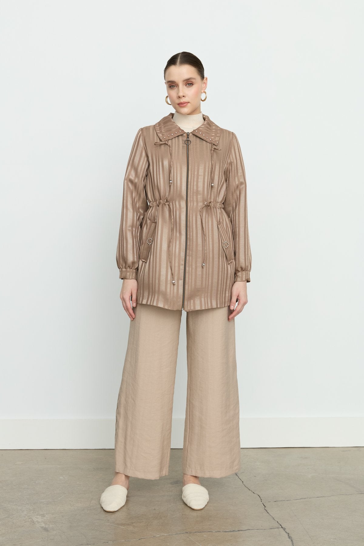 Shiny Jacket with Stones - Mink