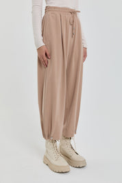 Tencel Carrot Pants - Beige