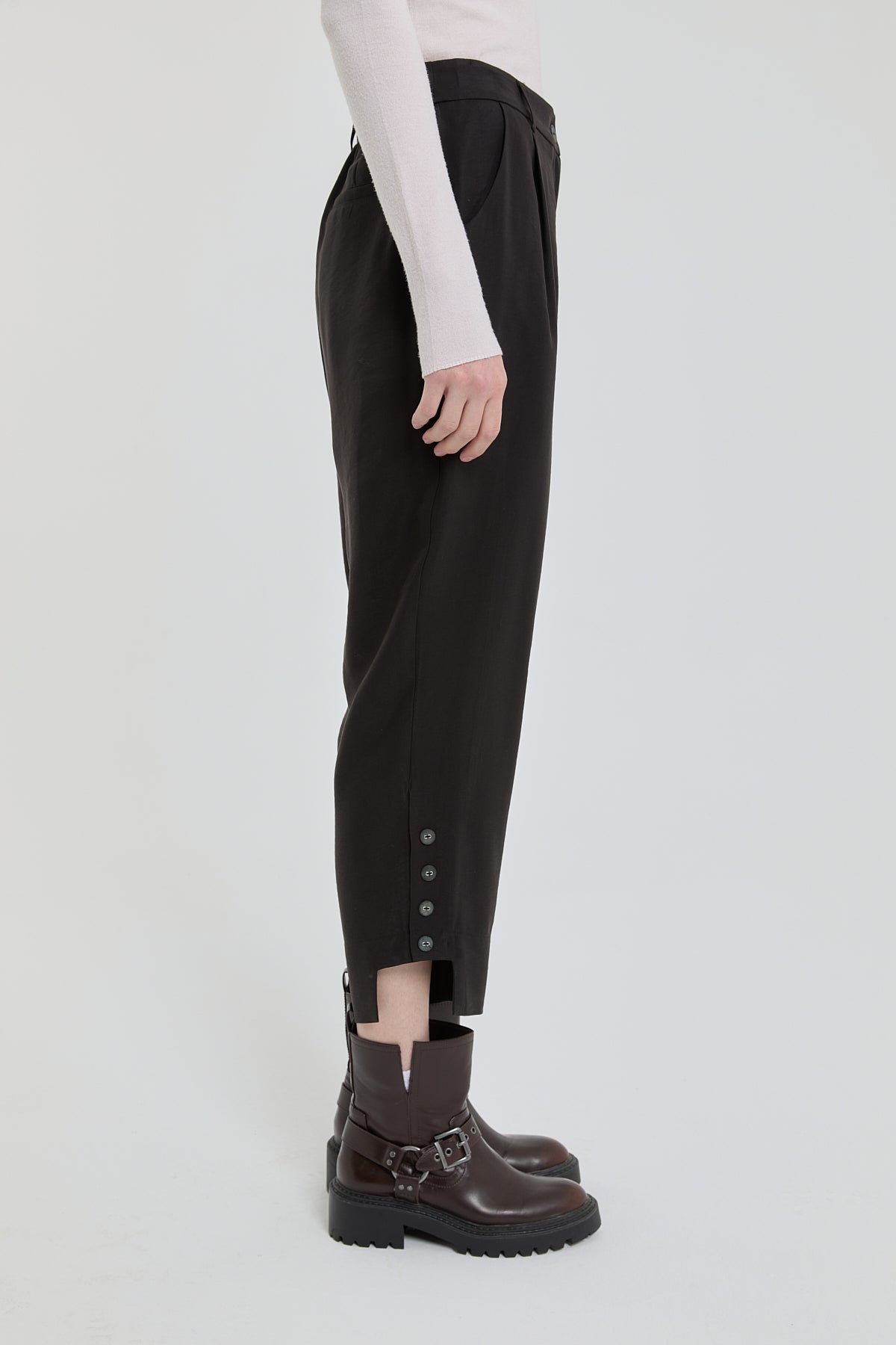 tencel-karisim-havuc-pantolon-siyah-258058.jpg