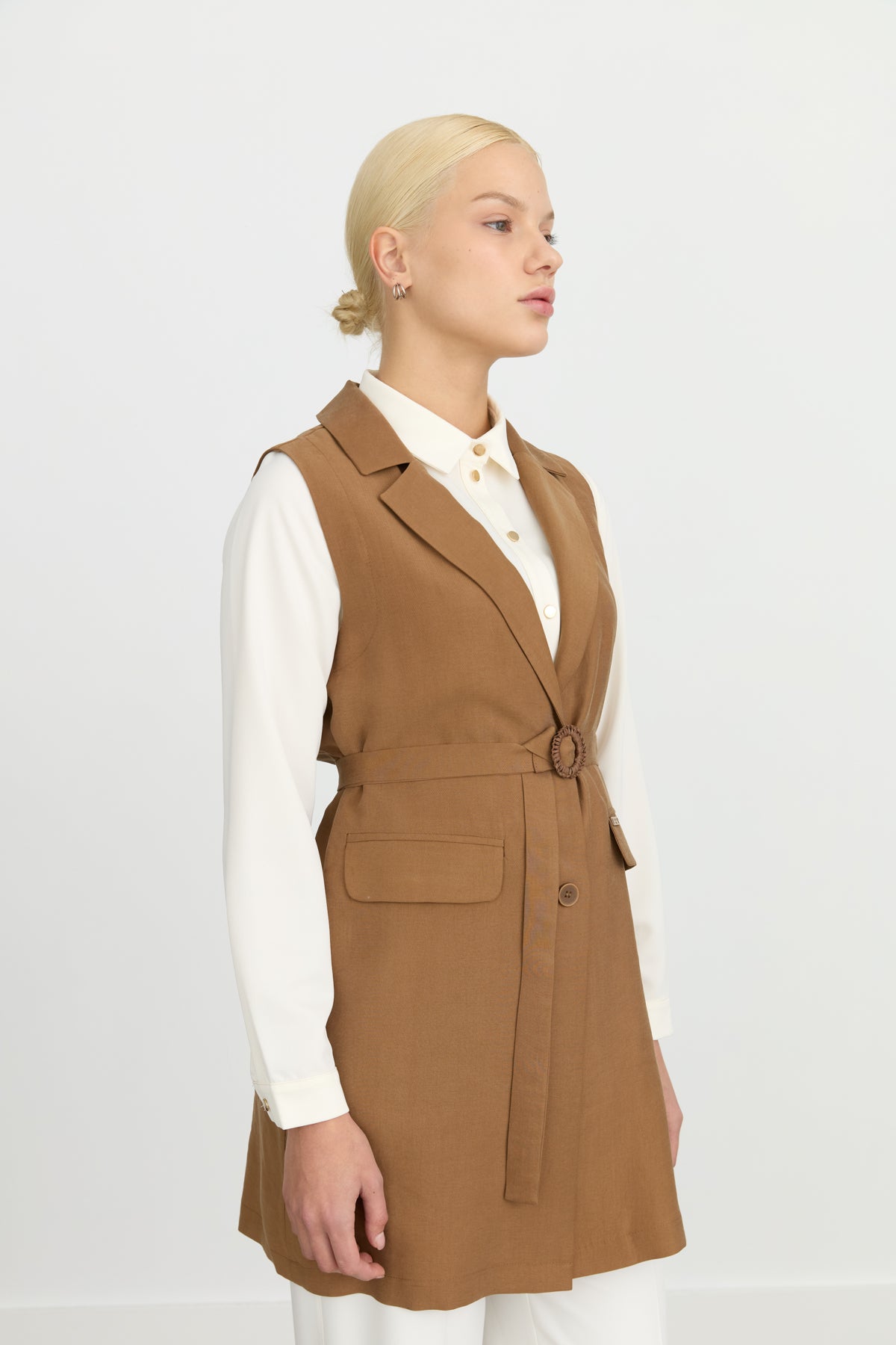 tencel-kemer-detayli-tencel-karisim-yelek-acik-kahve-245638.jpg