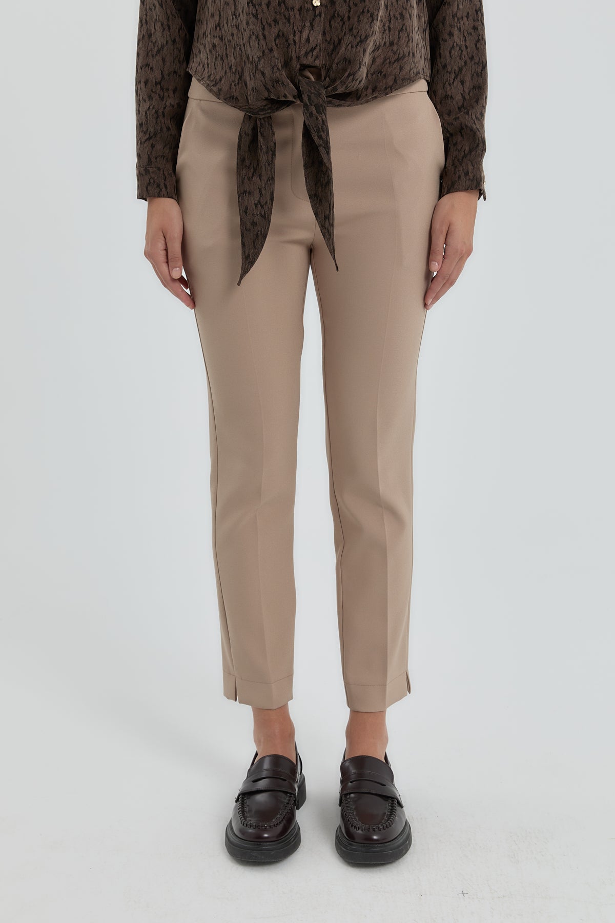 Ironed Rib Skinny Trousers - Beige