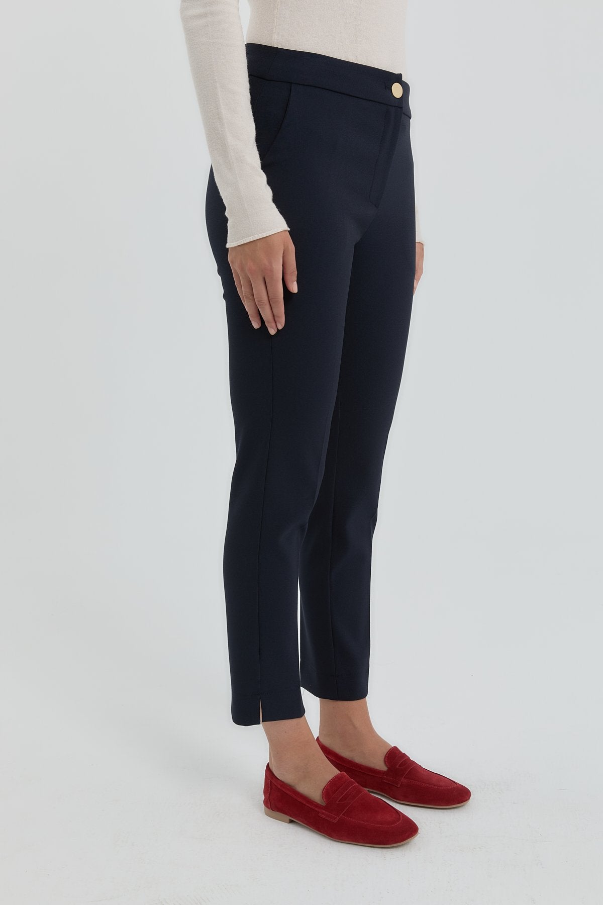 utu-izli-dar-paca-pantolon-lacivert-254702.jpg