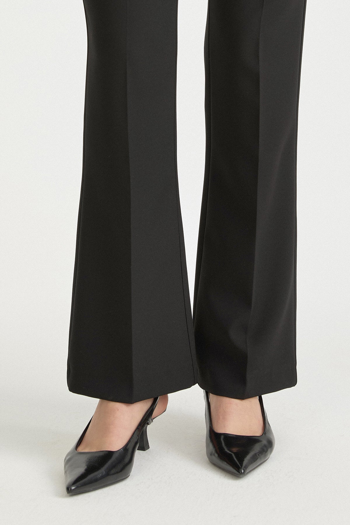 Spanish Flared Basic Trousers with Crease - Black
