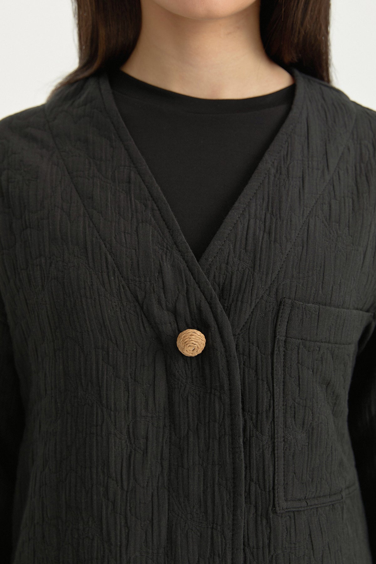 V-Neck Thin Quilted Cotton Jacket - Black