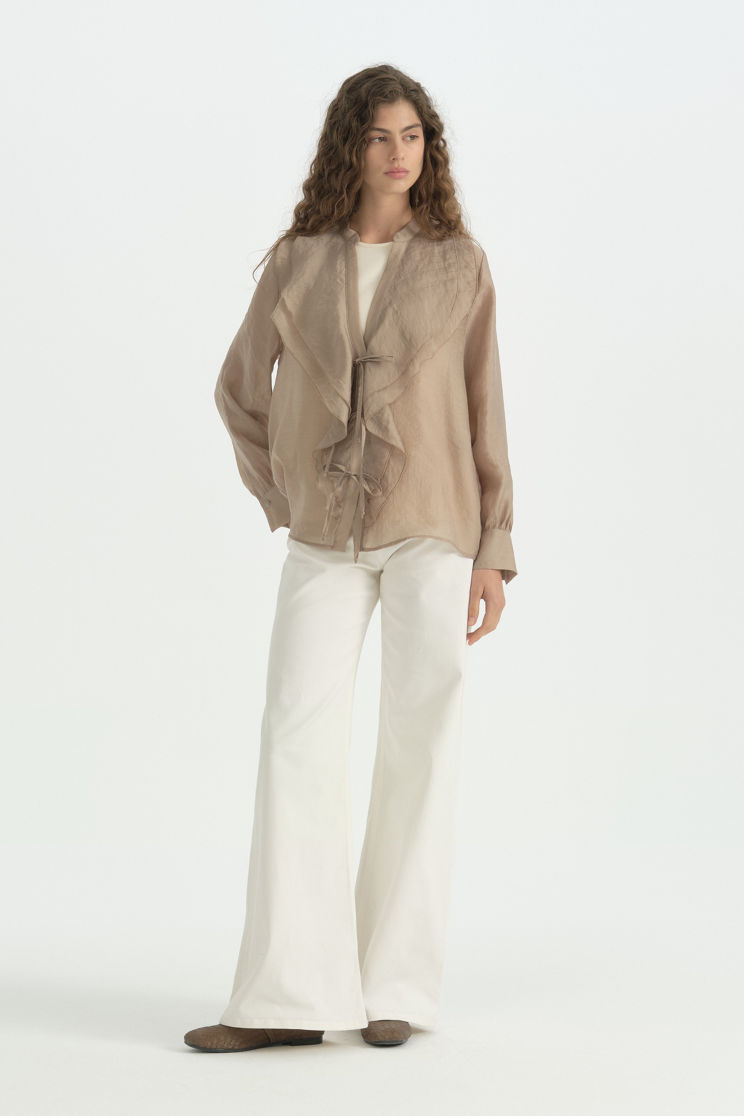 volanli-baglamali-bluz-bej-271286.jpg
