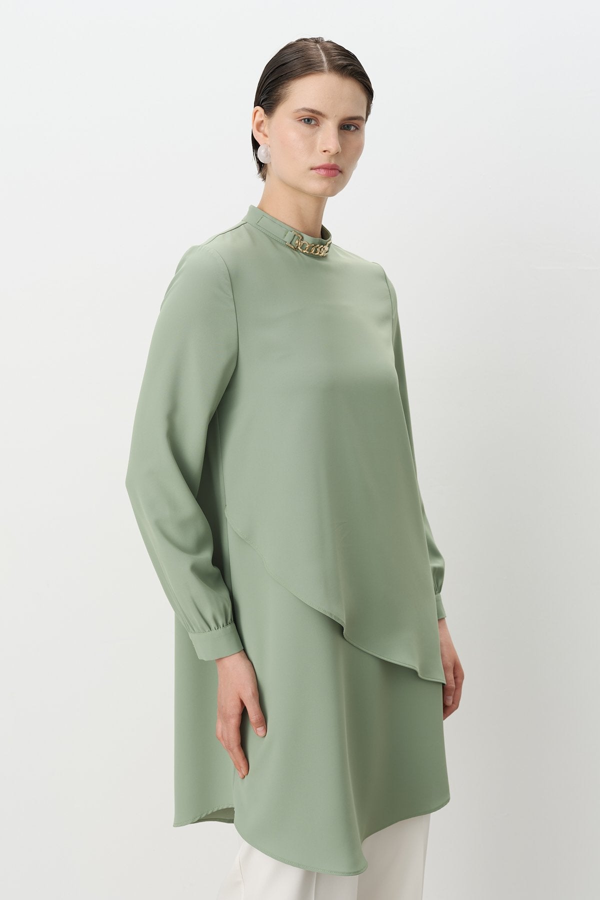 Ruffled Tunic with Collar Accessory - Green