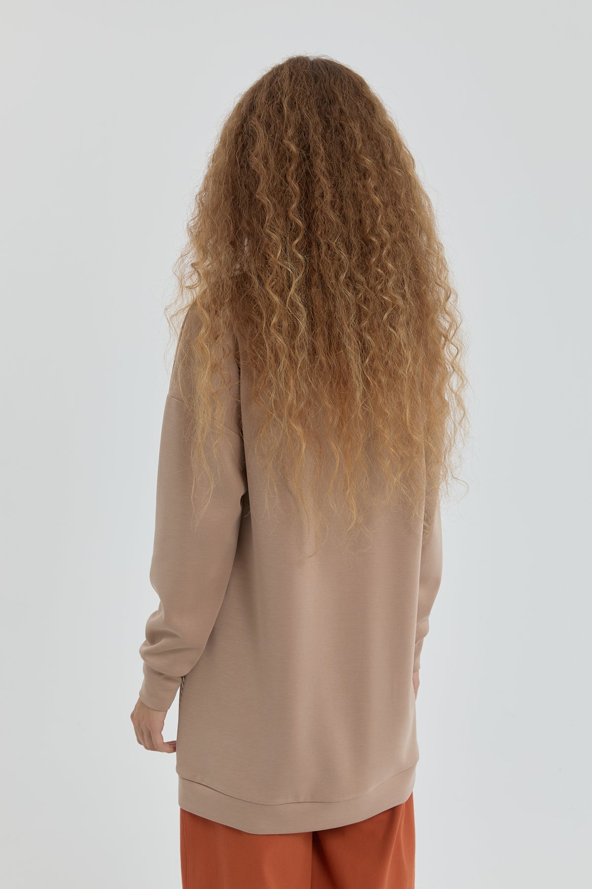Yaka Detaylı Garnili Sweat - Camel