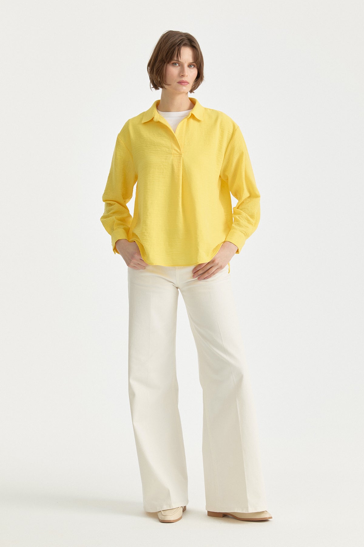 yaka-detayli-keten-bluz-sari-262113.jpg