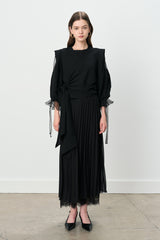 Elegant Blouse with Collar Detail - Black