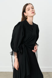 Elegant Blouse with Collar Detail - Black