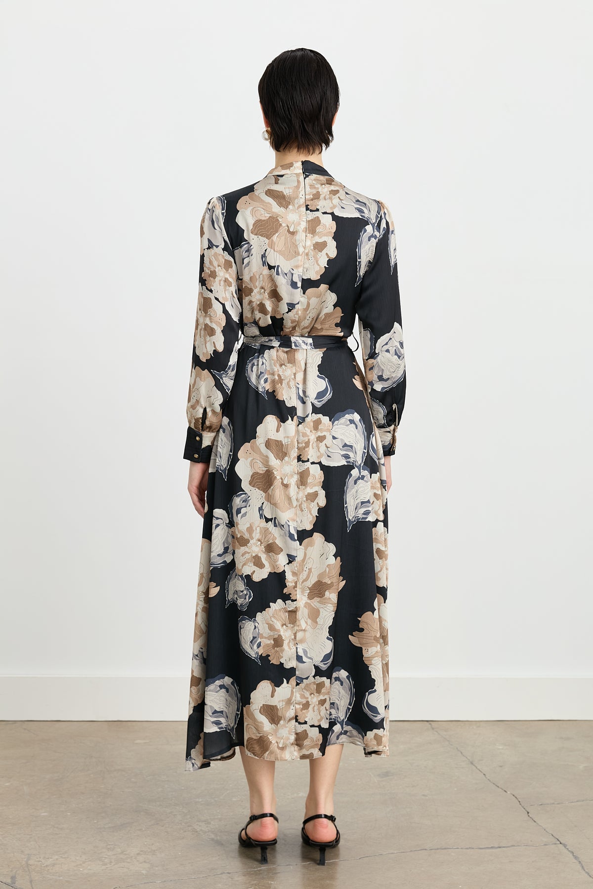 Ruched Neckline Belted Printed Dress - Black