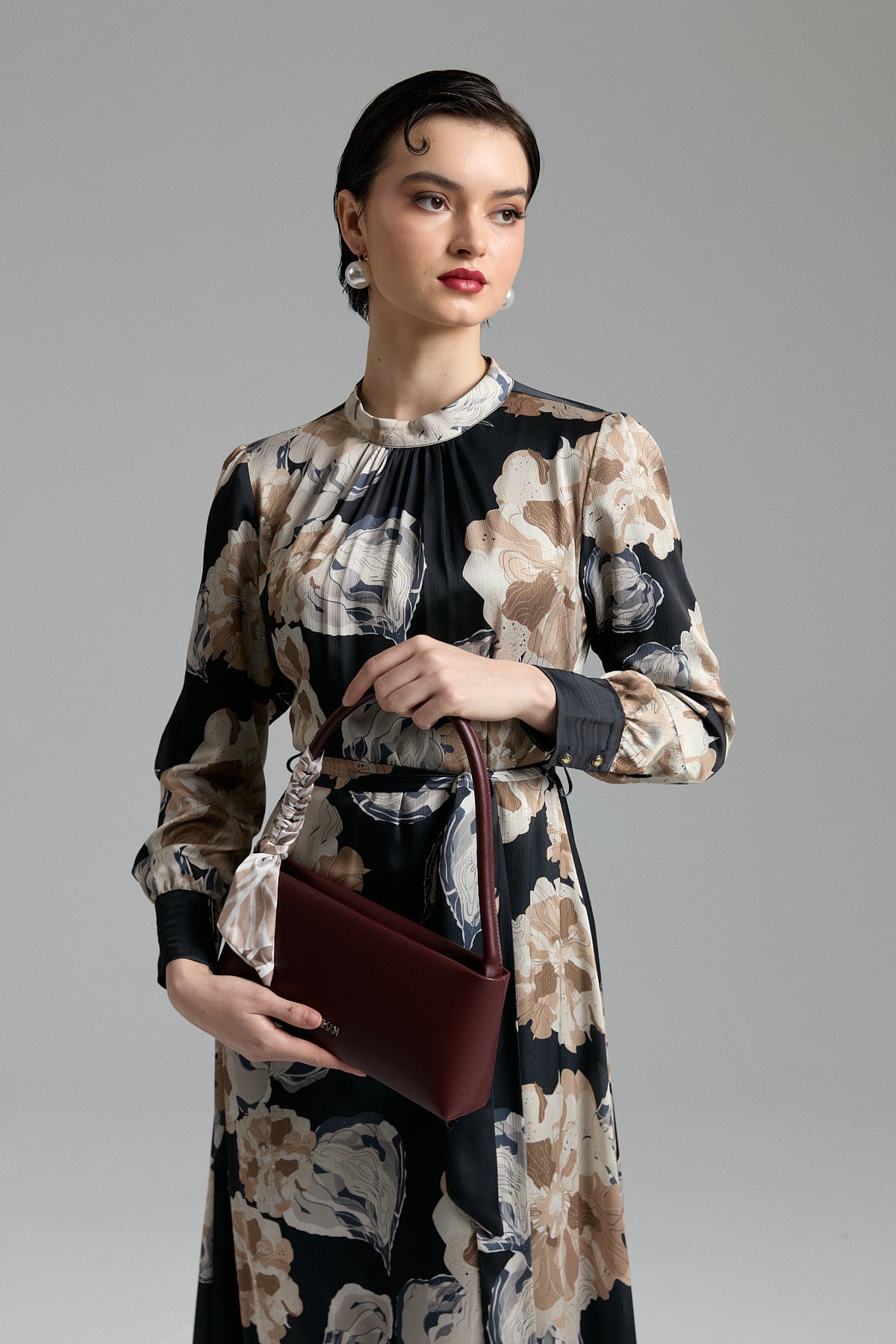 Ruched Neckline Belted Printed Dress - Black