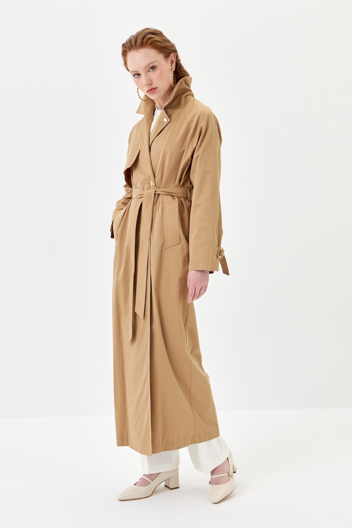 Trench Coat with Ribbed Collar and Gold Buttons - Camel