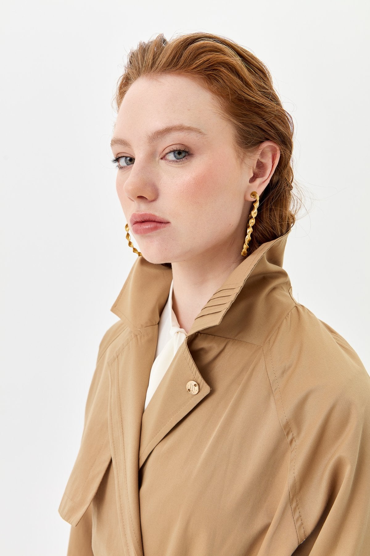Trench Coat with Ribbed Collar and Gold Buttons - Camel