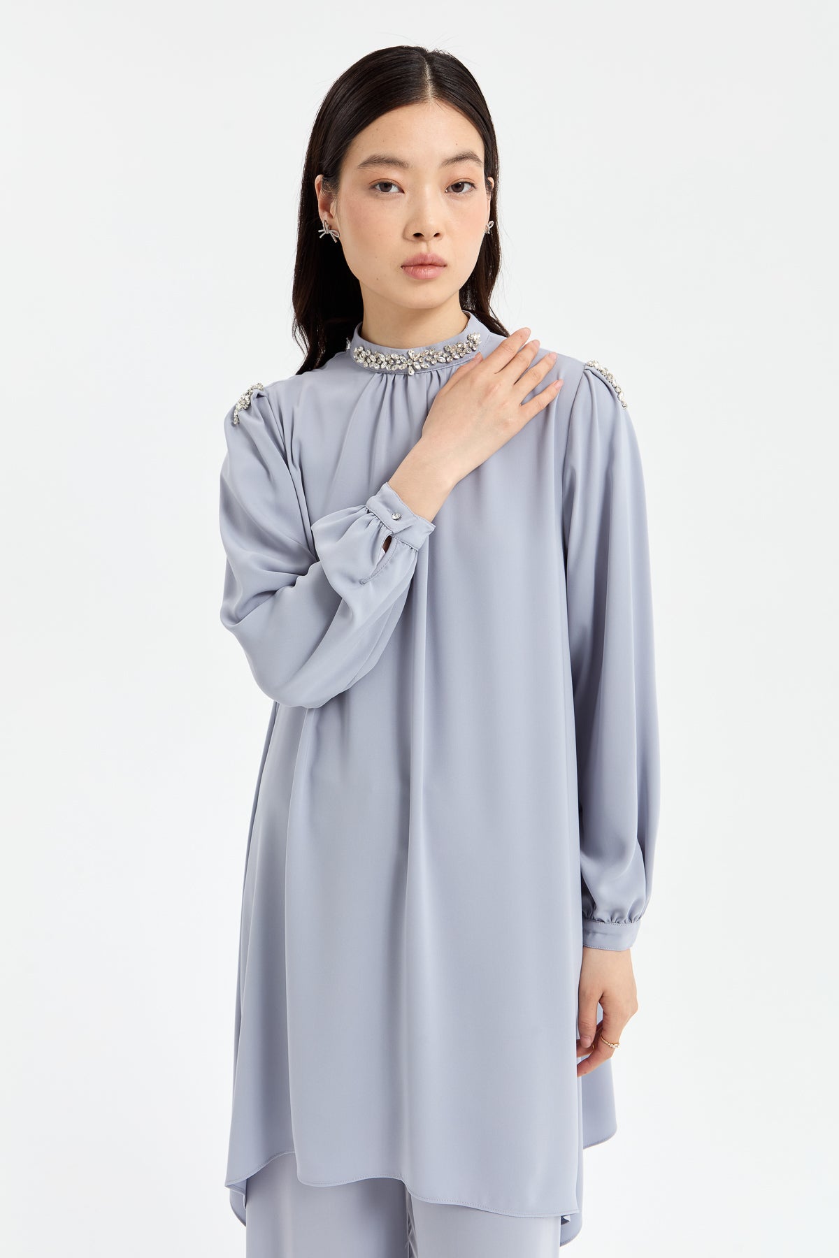Yakası Taşlı Pantolon Tunik Takım - Gri
