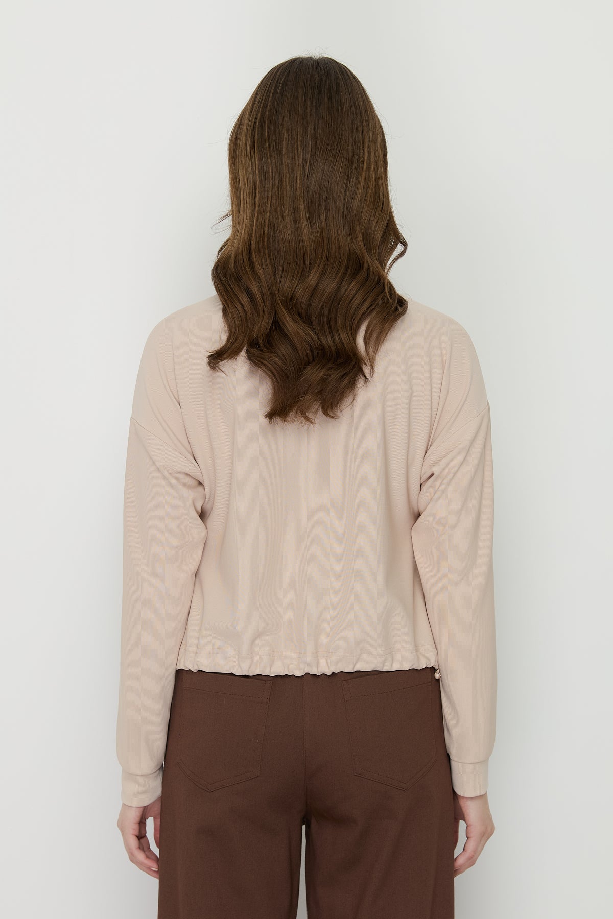 Basic Crop Knit Blouse with Side Stoppers - Beige