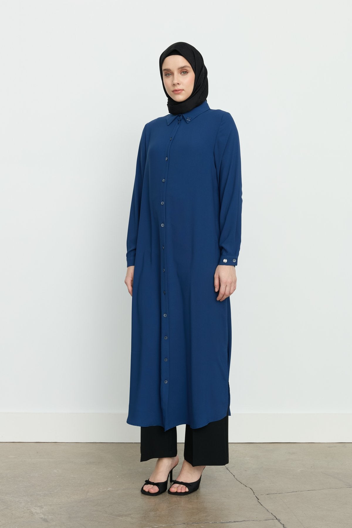Yanları Yırtmaçlı Basic Tunik - İndigo