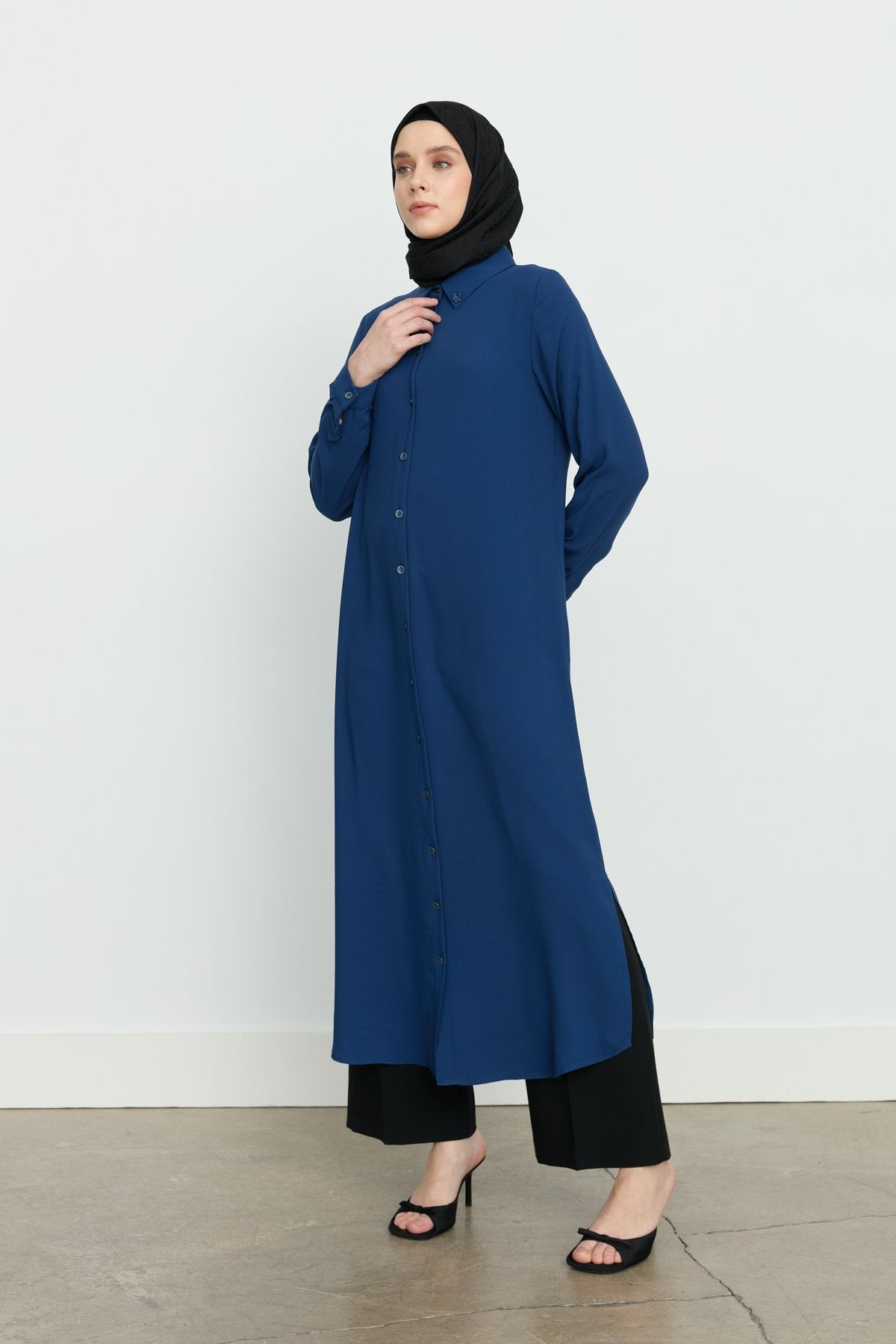 Yanları Yırtmaçlı Basic Tunik - İndigo