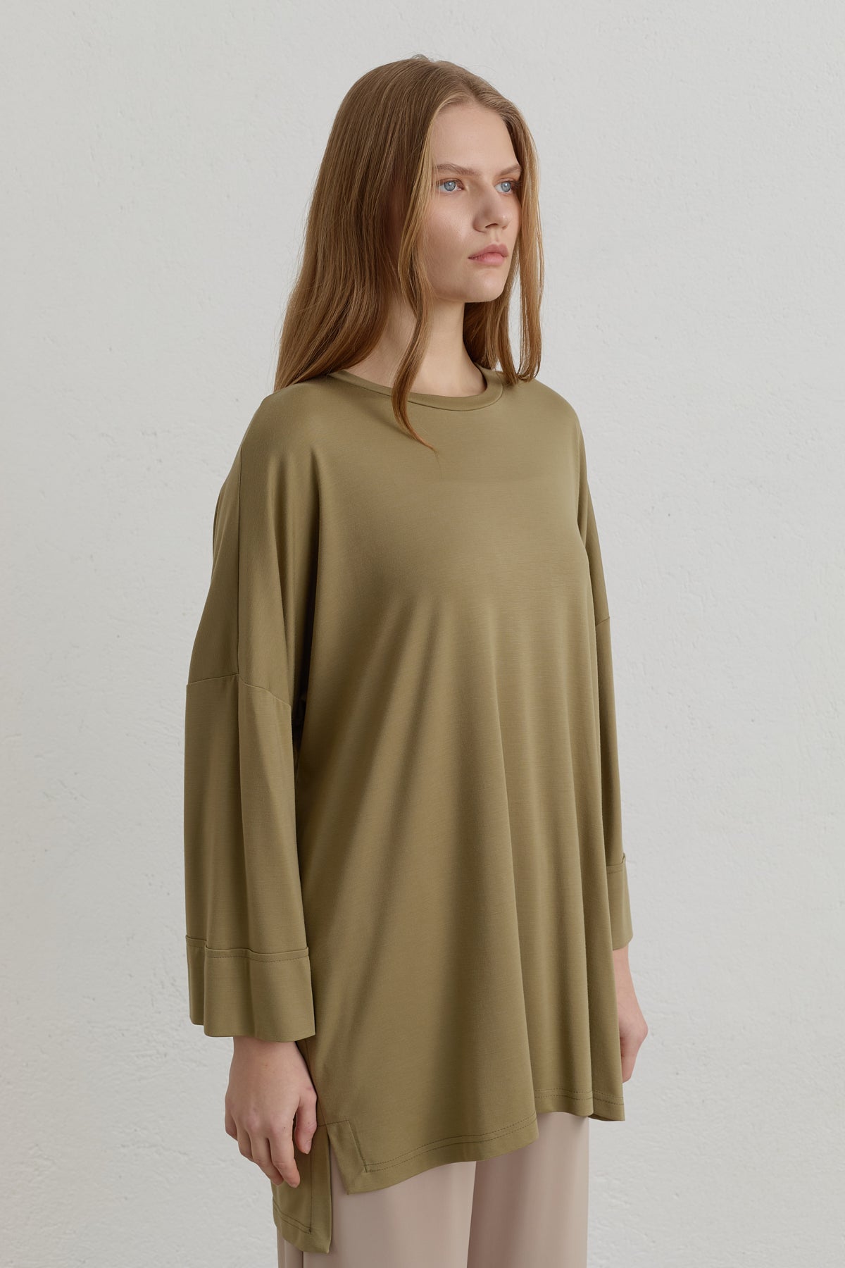 Yanları Yırtmaçlı Oversize Basic Örme Rayon Bluz - Haki