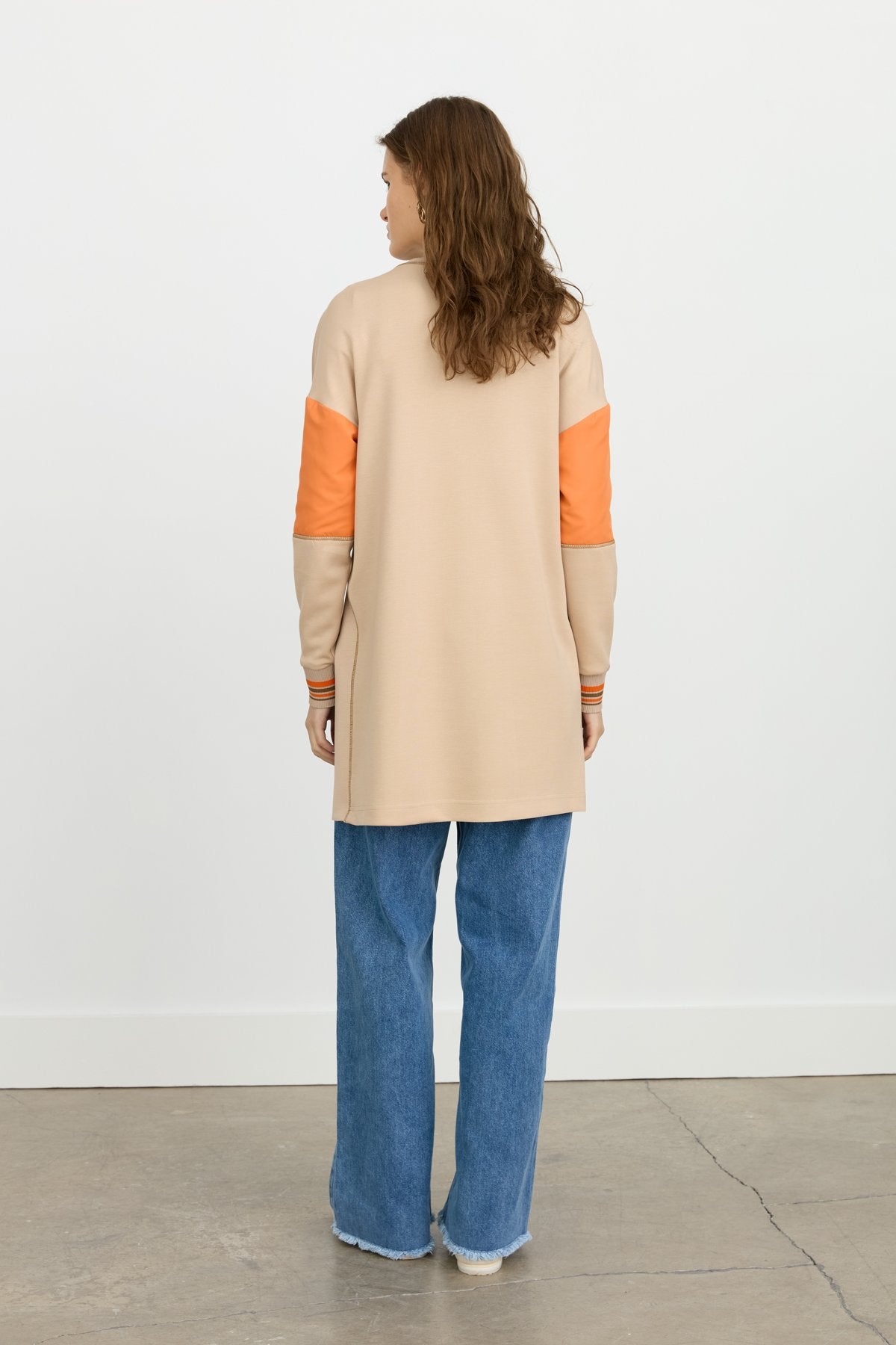 Side Slit Fabric Mix Knit Sweatshirt - Camel