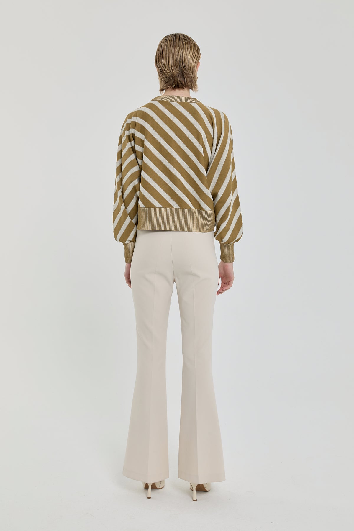 Yarasa Kollu Crop Kazak - Olive
