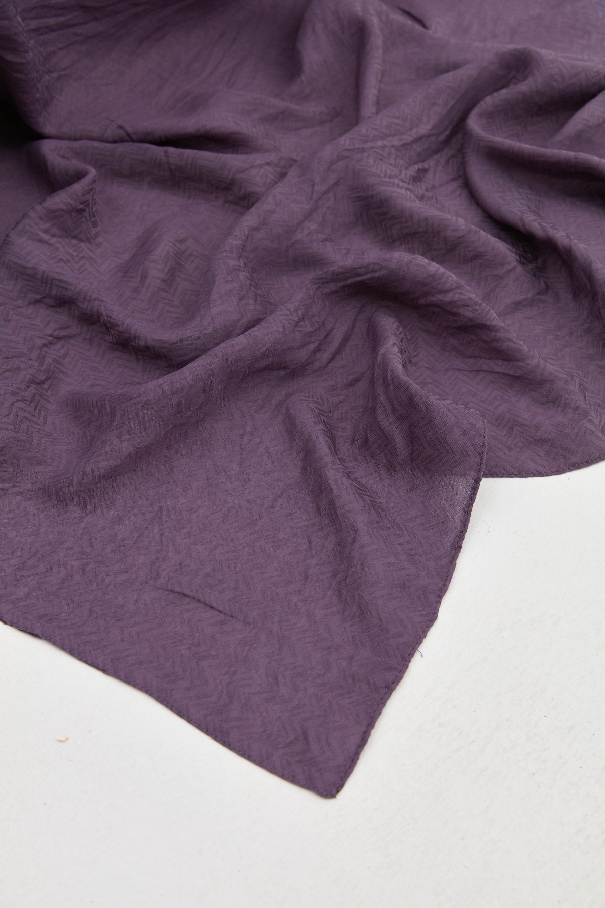 Zigzag Pattern Scarf - Purple