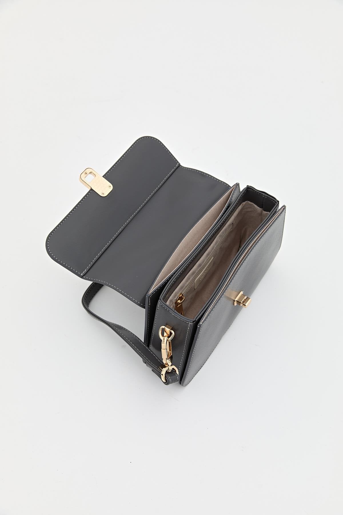 Chain Detail Crossbody Bag - Anthracite