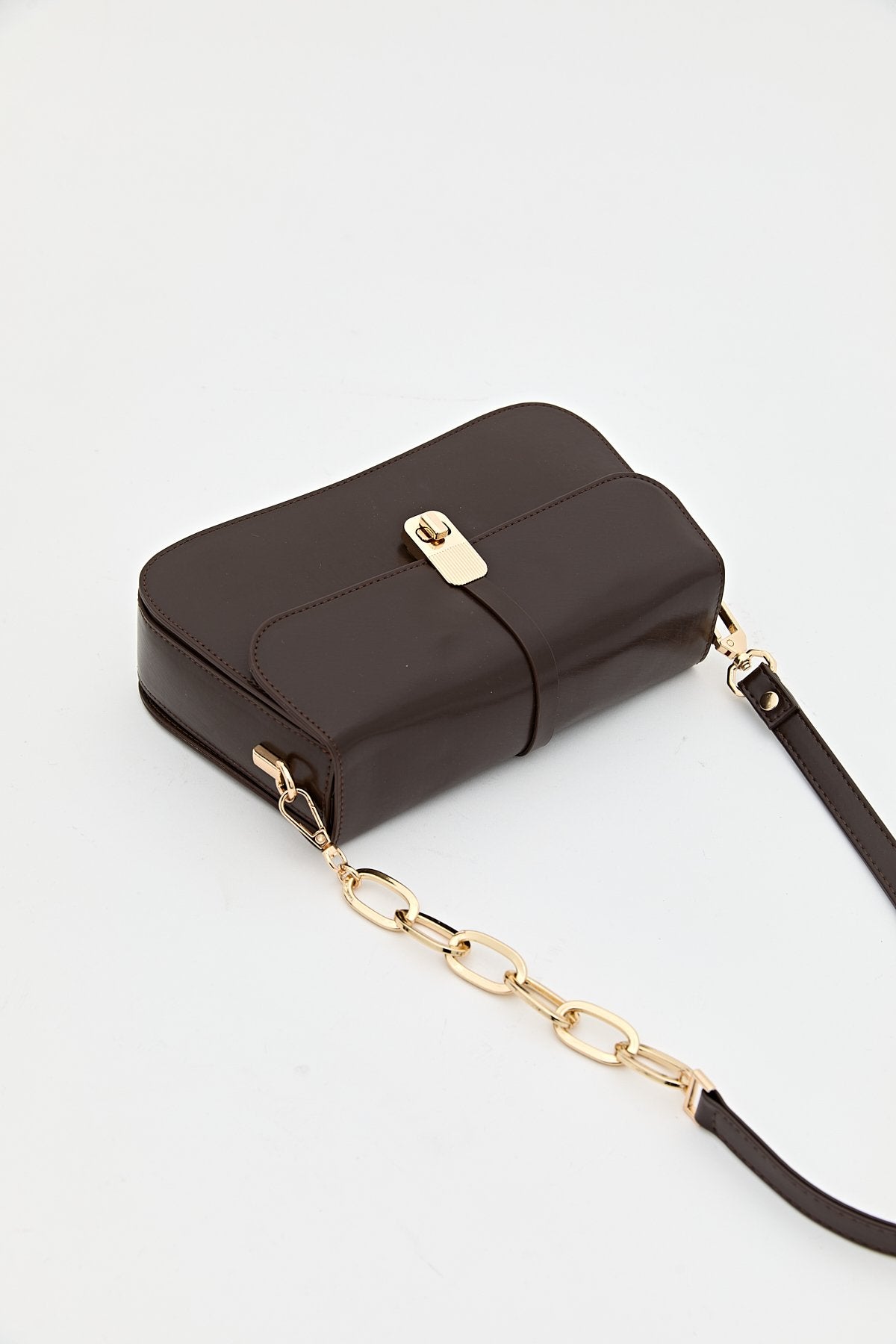 Chain Detail Crossbody Bag - Coffee