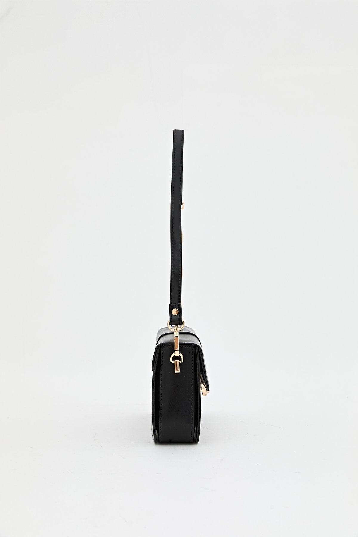 Chain Detail Crossbody Bag - Black