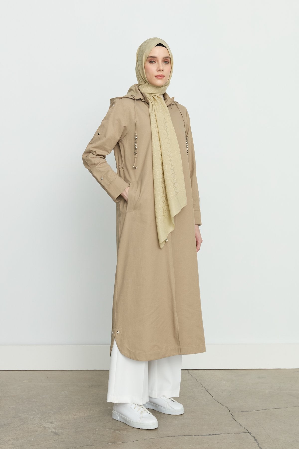 zincir-detayli-seyyar-kapsonlu-pardesu-olive-244752.jpg